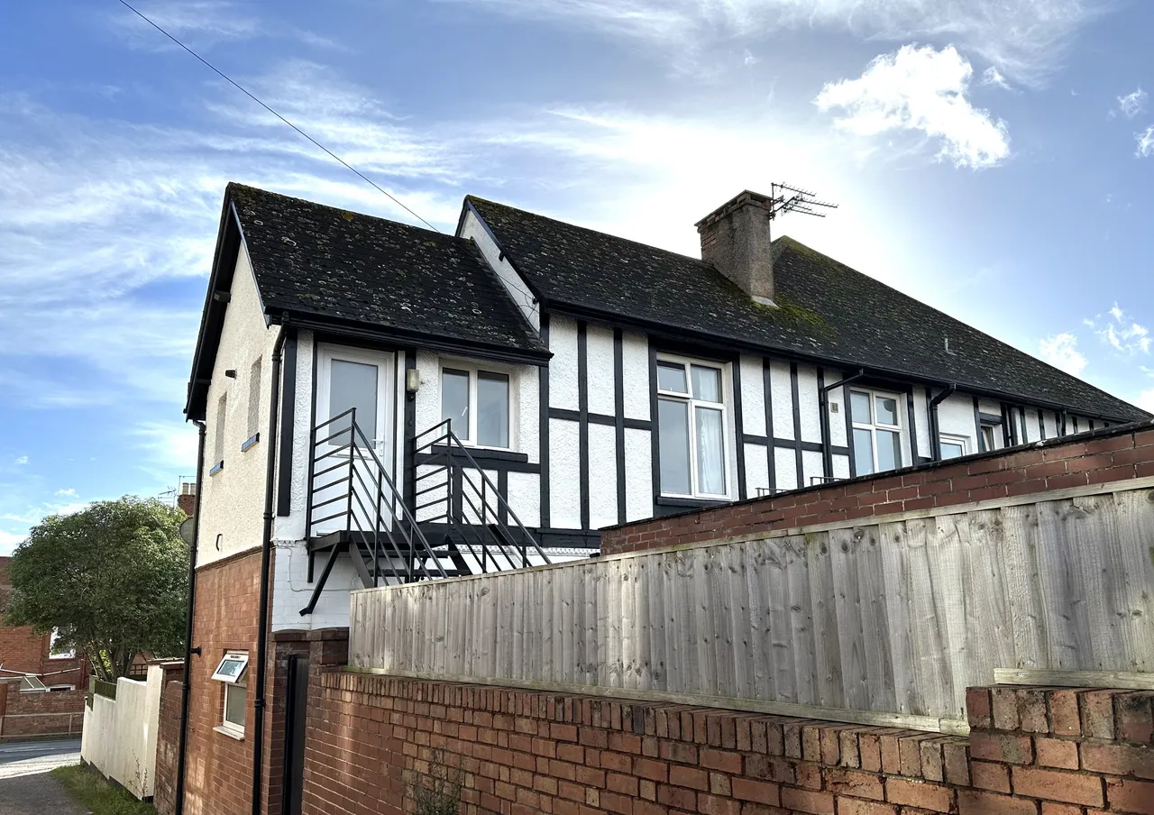 1 bed flat to rent, Exeter Road, Exmouth, EX8