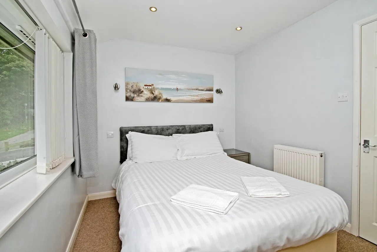 Newquay, TR8, photo 5