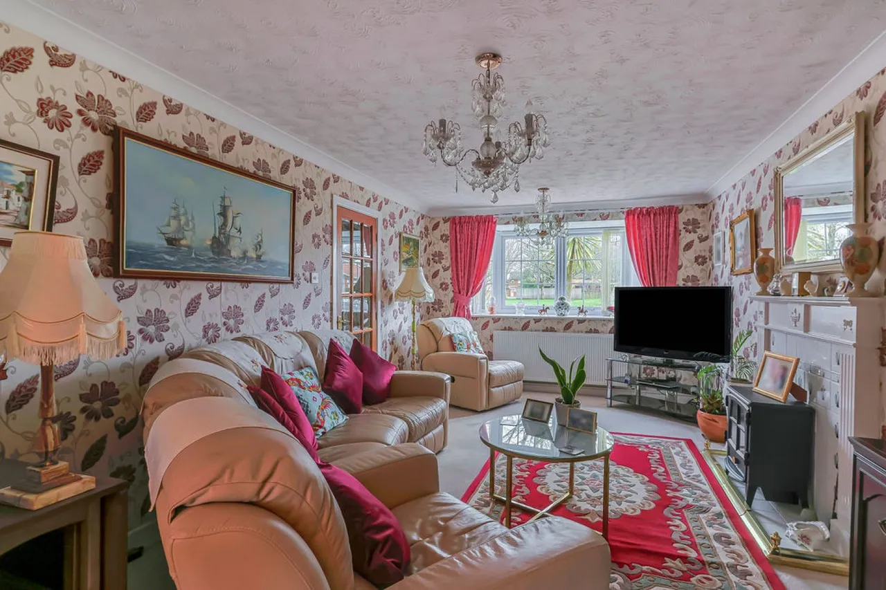 Tytherley Green, Bournemouth, photo 3