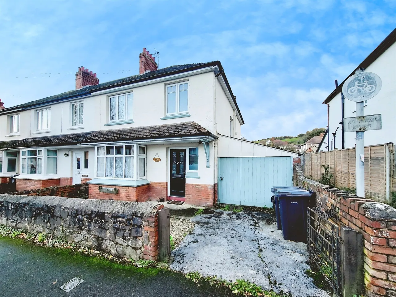2 bed flat for sale, Poundfield Road, Minehead, TA24
