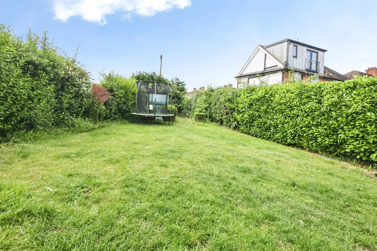 Dilmore Lane, Fernhill Heath, WR3, photo 6