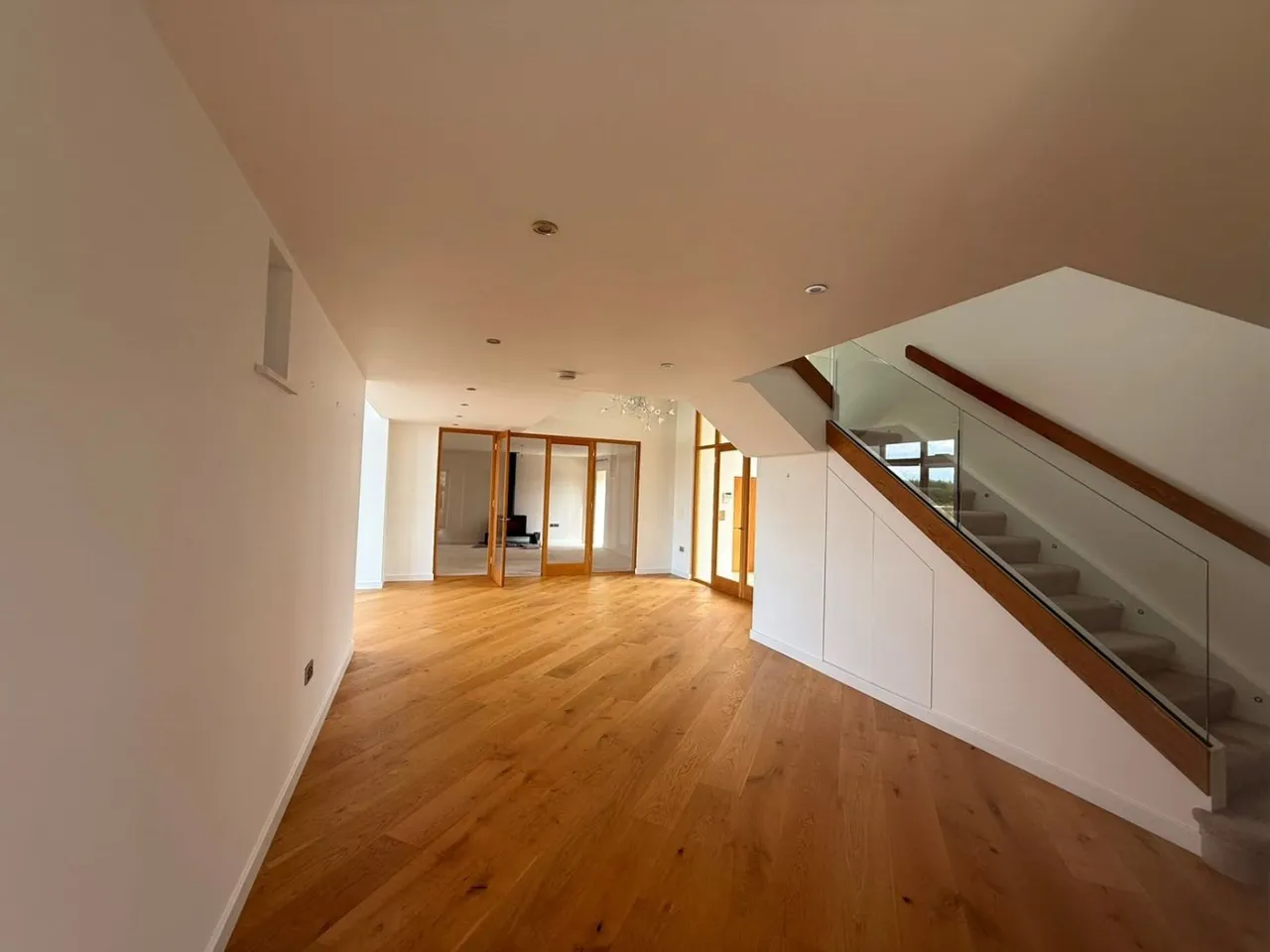 Quaker Barn, Coates, Cirencester, GL7 6JX, photo 3