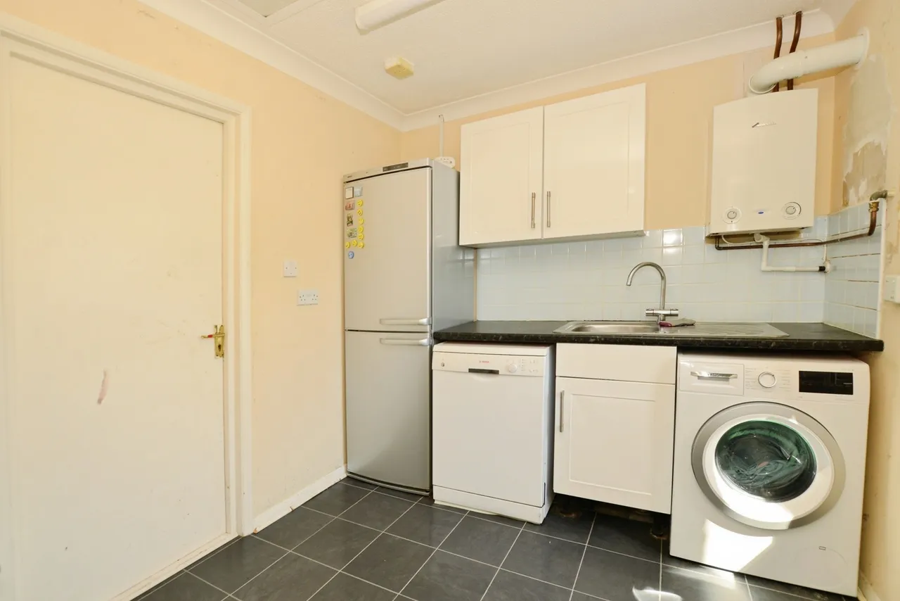 Chalk Close, Folkestone, Kent, CT19, photo 12