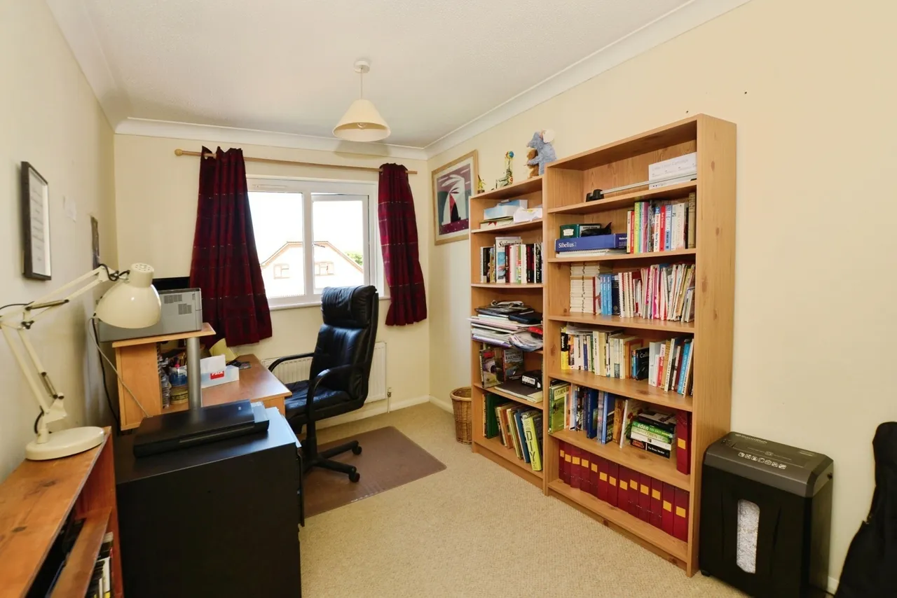 Chalk Close, Folkestone, Kent, CT19, photo 11