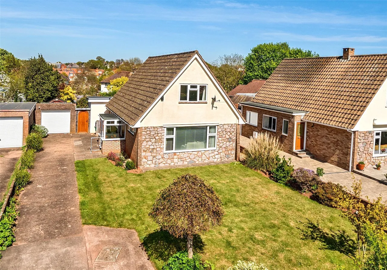 3 bed property for sale — Meadow Close, Budleigh Salterton, Devon, EX9