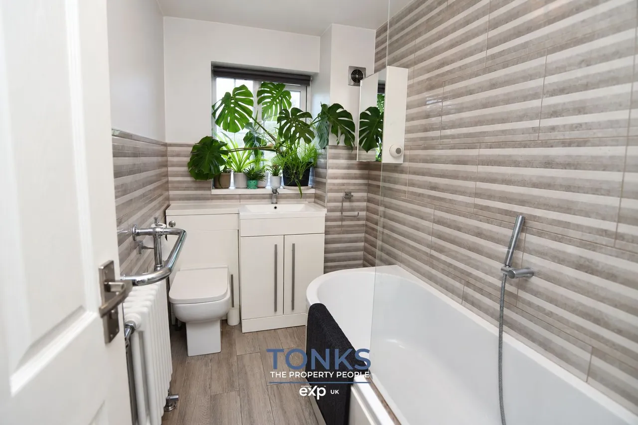 Portway Road, Rowley Regis, B65, photo 15