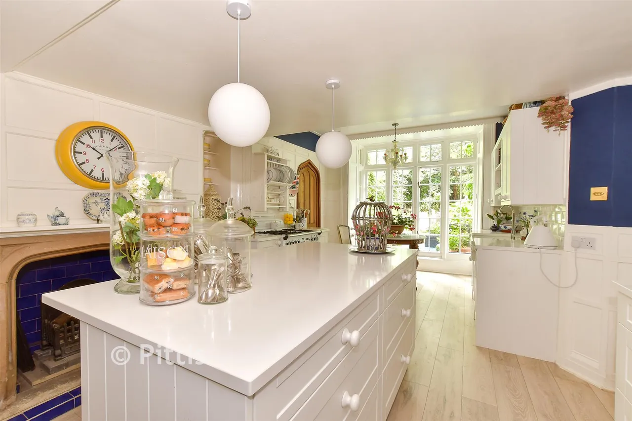 Stonepitts Close, Ryde, PO33, photo 8
