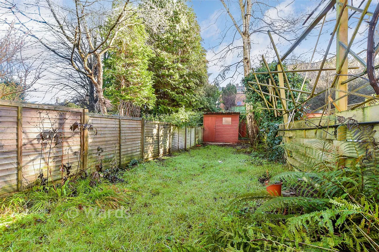 Woodside Road, Tonbridge, TN9, photo 2