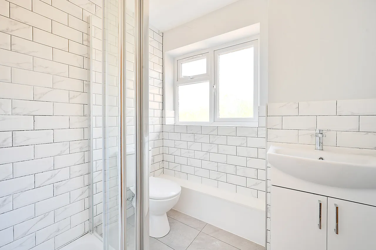 56 Guernsey Close, Hounslow, photo 7