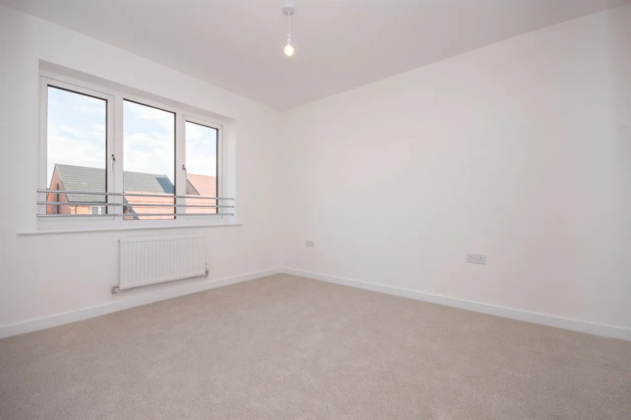 Eyam Close, Kettering, NN14, photo 11