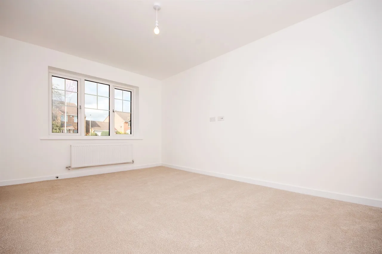 Eyam Close, Kettering, NN14, photo 8