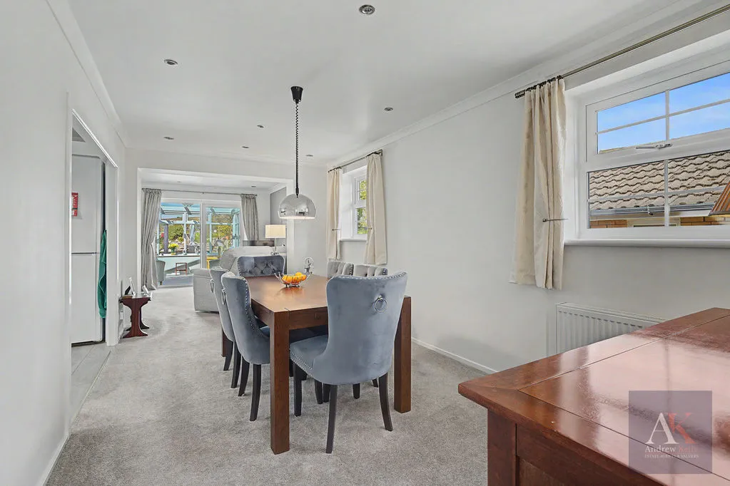 Dew Meadow Close, Rochdale OL12 6JT, photo 9
