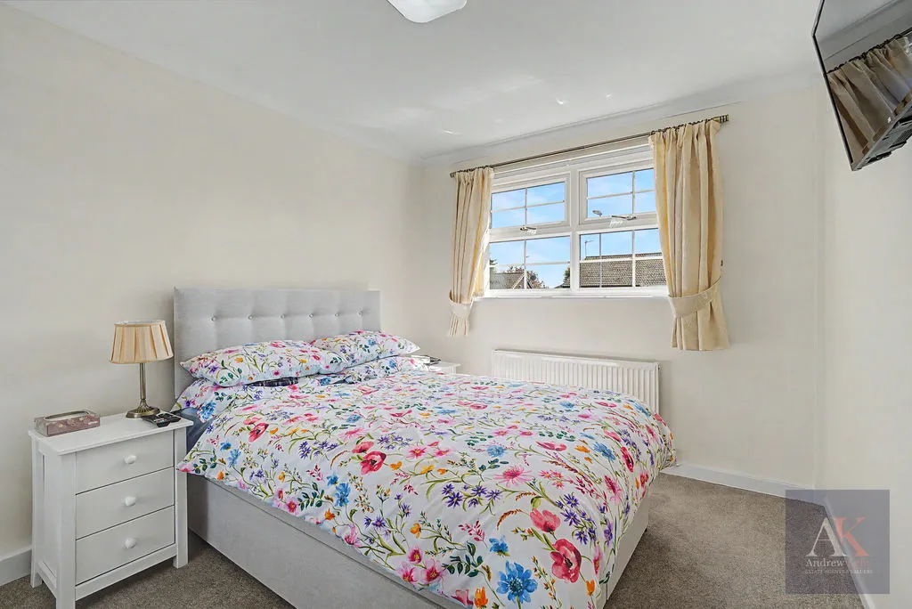 Dew Meadow Close, Rochdale OL12 6JT, photo 7