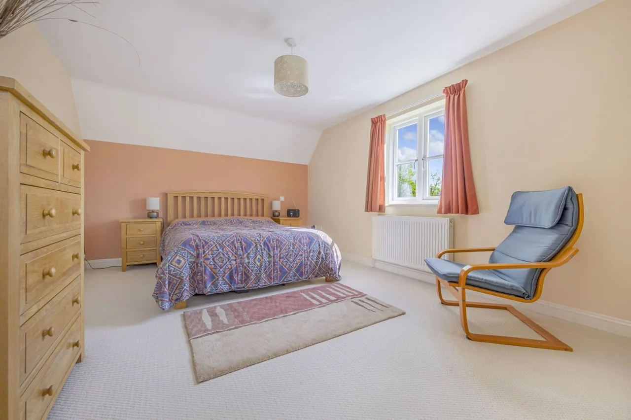 The Secret Garden, South Cerney, GL7, photo 6