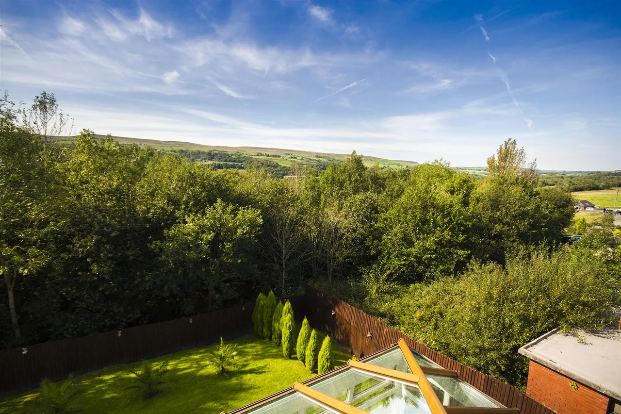 Whalley Road, Ramsbottom, Bury, Lancashire, BL0 0DG, photo 11