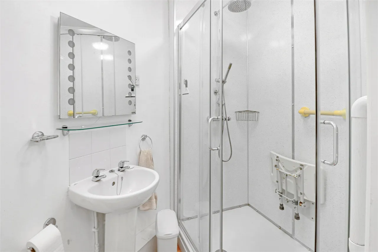 Jubilee Gardens, Milverton, TA4, photo 14