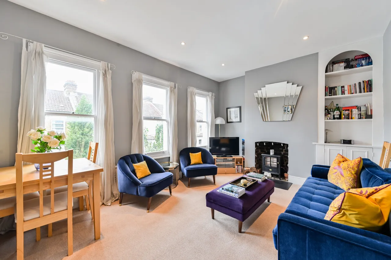 First Floor, 45 Balfern Street, London, photo 2