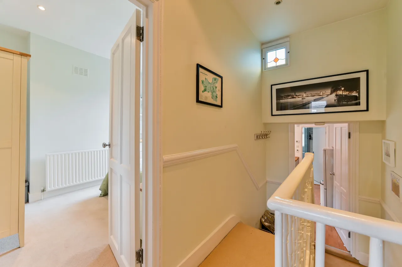 First Floor, 45 Balfern Street, London, photo 6