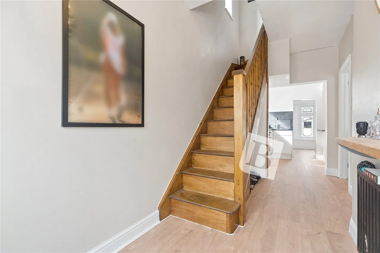 Victory Road, Rainham, RM13, photo 10