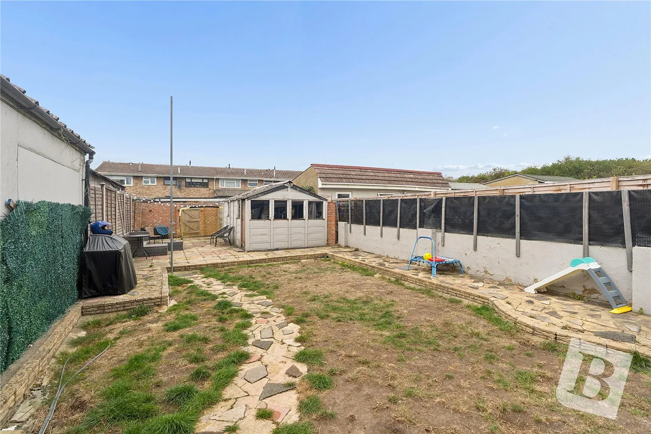Victory Road, Rainham, RM13, photo 7