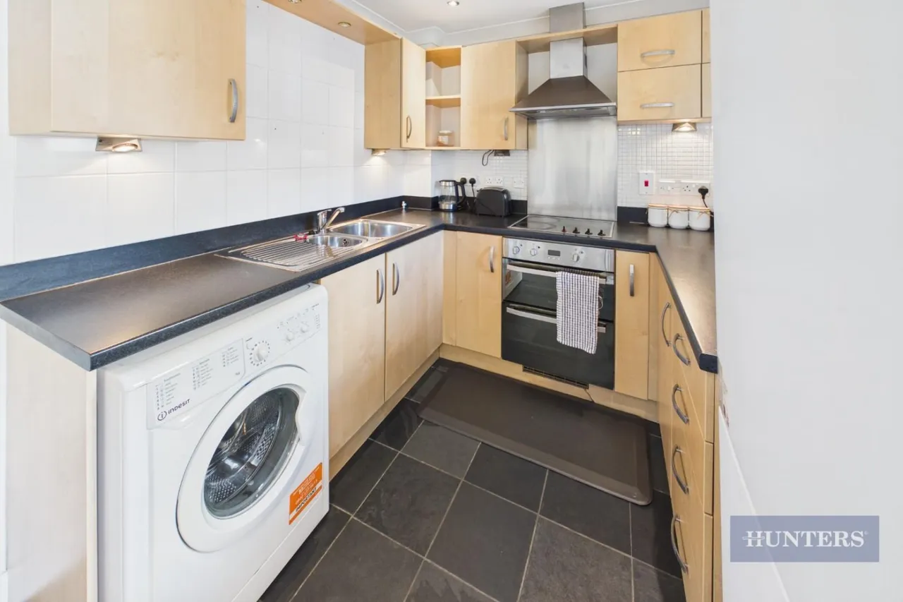 Orchard Place, Southampton, Hampshire, photo 3