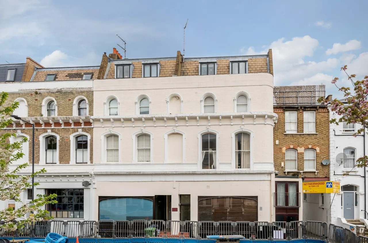 1 bed flat for sale — Netherwood Road, London