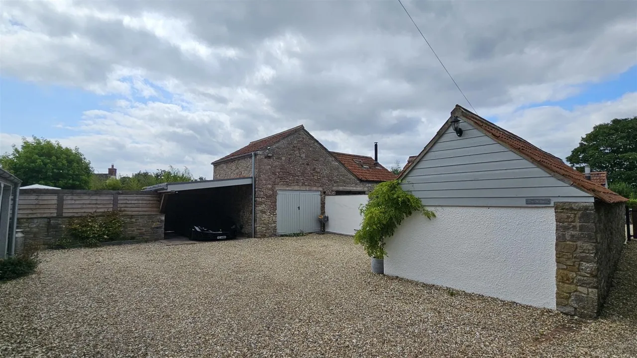 Camp Road, Oldbury-On-Severn, BS35, photo 33