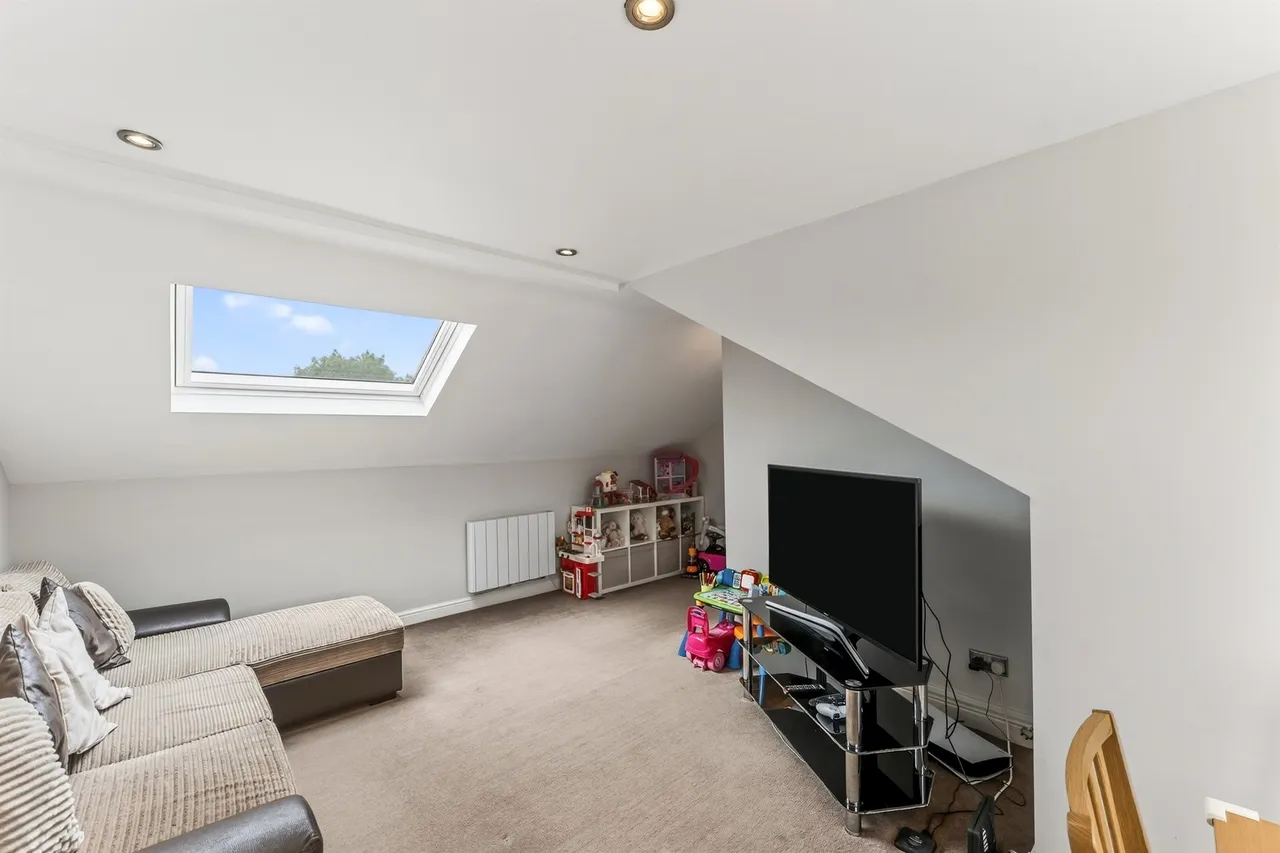Lilleshall Road, Morden, SM4, photo 6