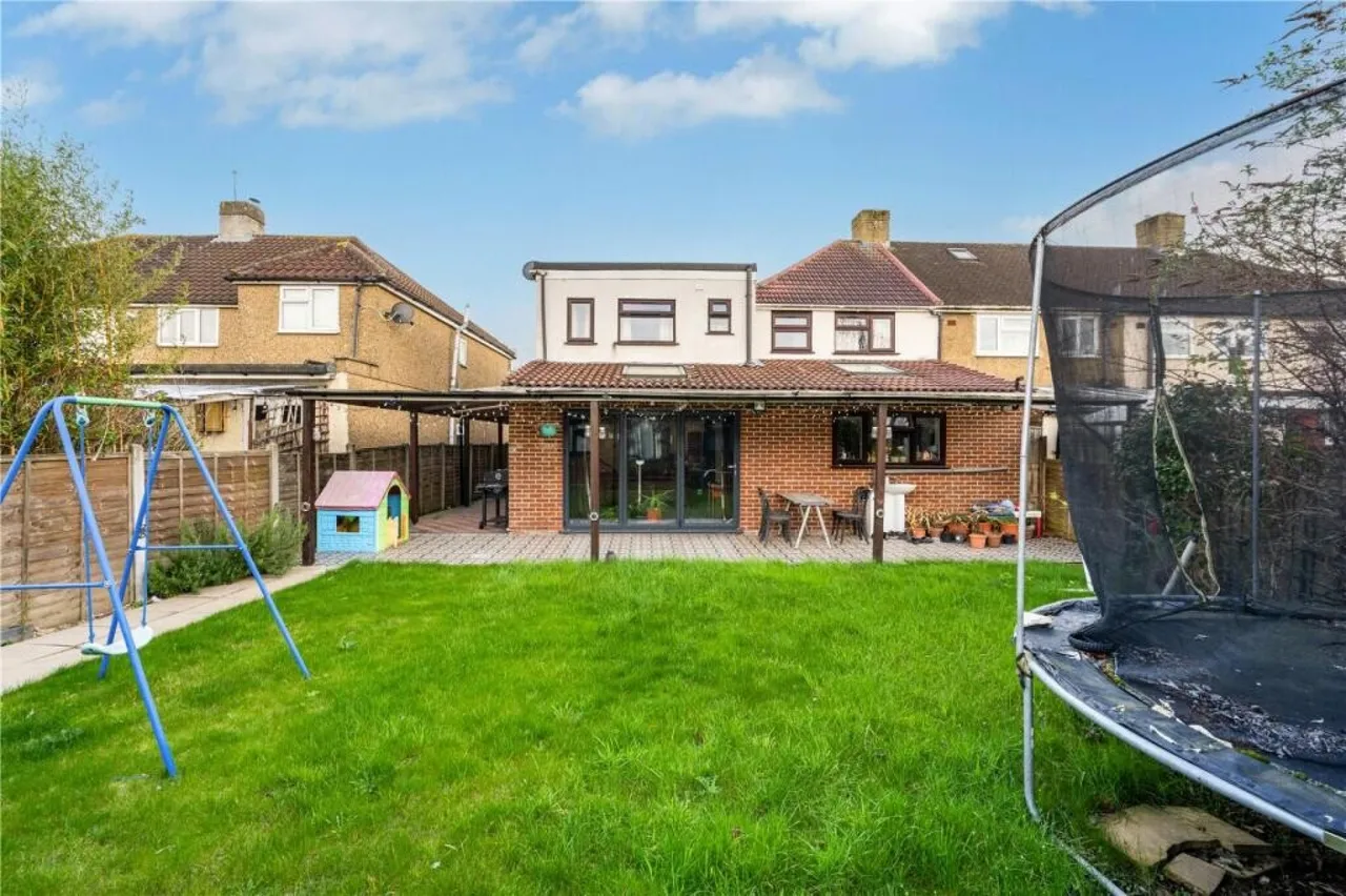 Riverdale Road, Feltham, photo 4