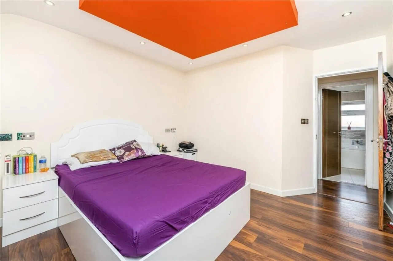 Riverdale Road, Feltham, photo 6