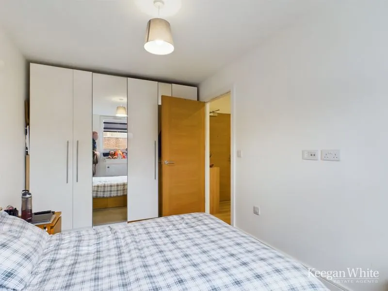 Desborough Road, High Wycombe HP11 2FP, photo 7