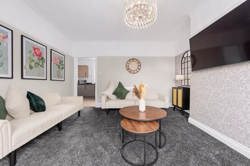 Thompson Street, Whelley, photo 9