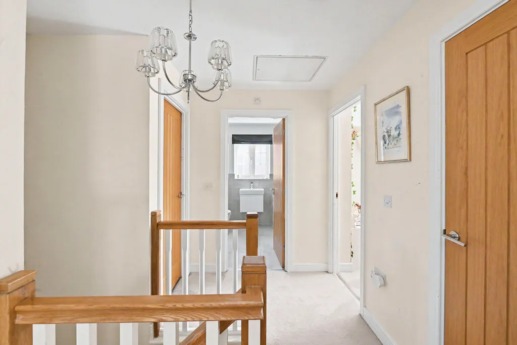 Chapel Drive, Aston Clinton, HP22, photo 16