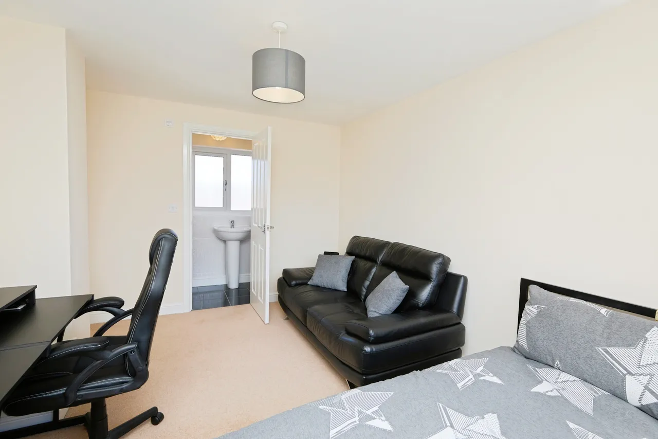 Church Road, Burton-On-Trent, DE13, photo 13