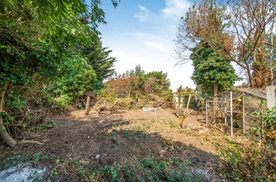 Beaumont Avenue, Clacton-On-Sea, CO15, photo 14