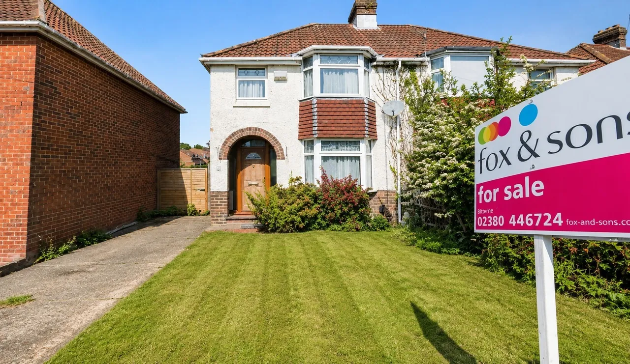 3 bed house for sale, Wakefield Road, Southampton, SO18