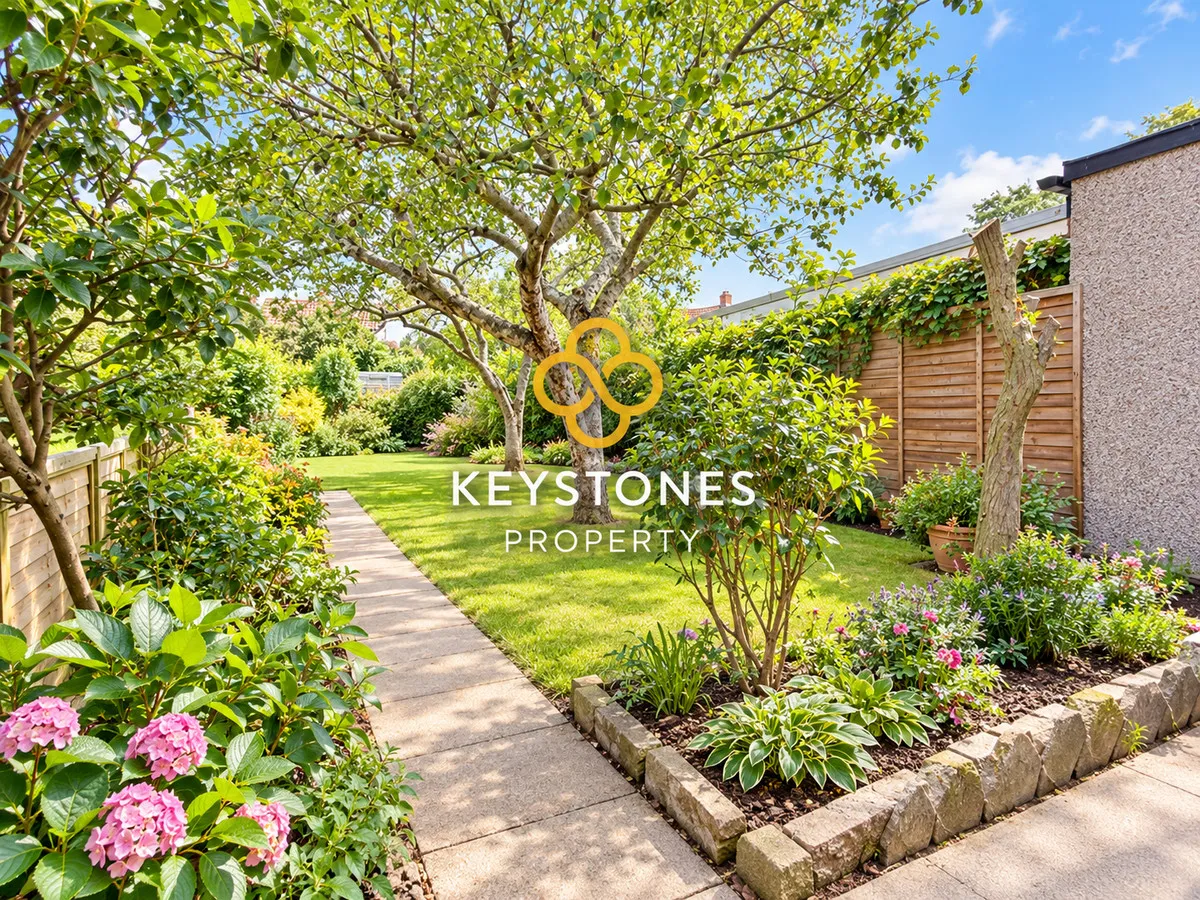 Radnor Crescent, Ilford, IG4, photo 9