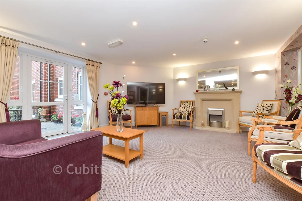 Waterloo Road, Epsom, KT19, photo 13