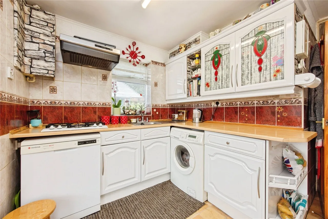 Barrie Crescent, Bodmin, PL31, photo 11