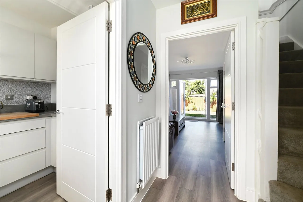 Vyne Walk, Ash, Guildford, Surrey, GU12 6FH, photo 5