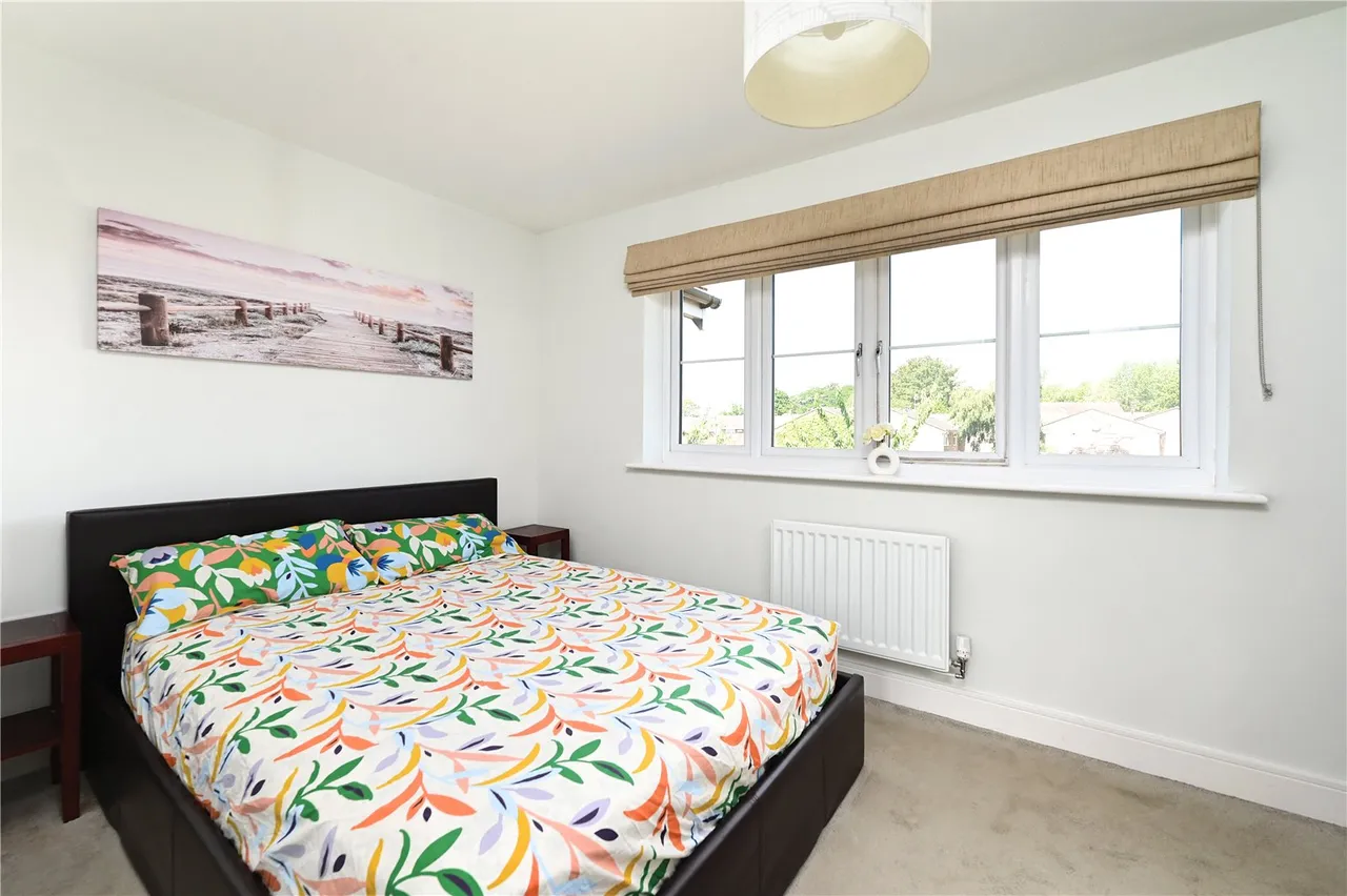 Vyne Walk, Ash, Guildford, Surrey, GU12 6FH, photo 7