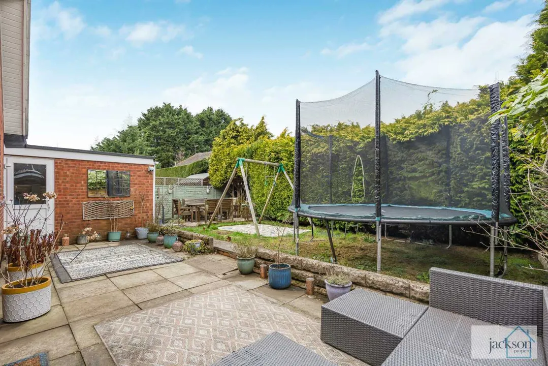 Extended Detached House, Tensing Close, Hereford, photo 17