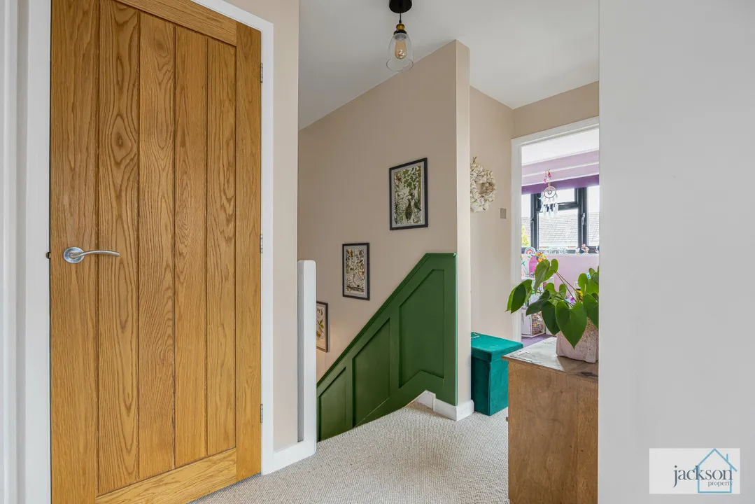 Extended Detached House, Tensing Close, Hereford, photo 34