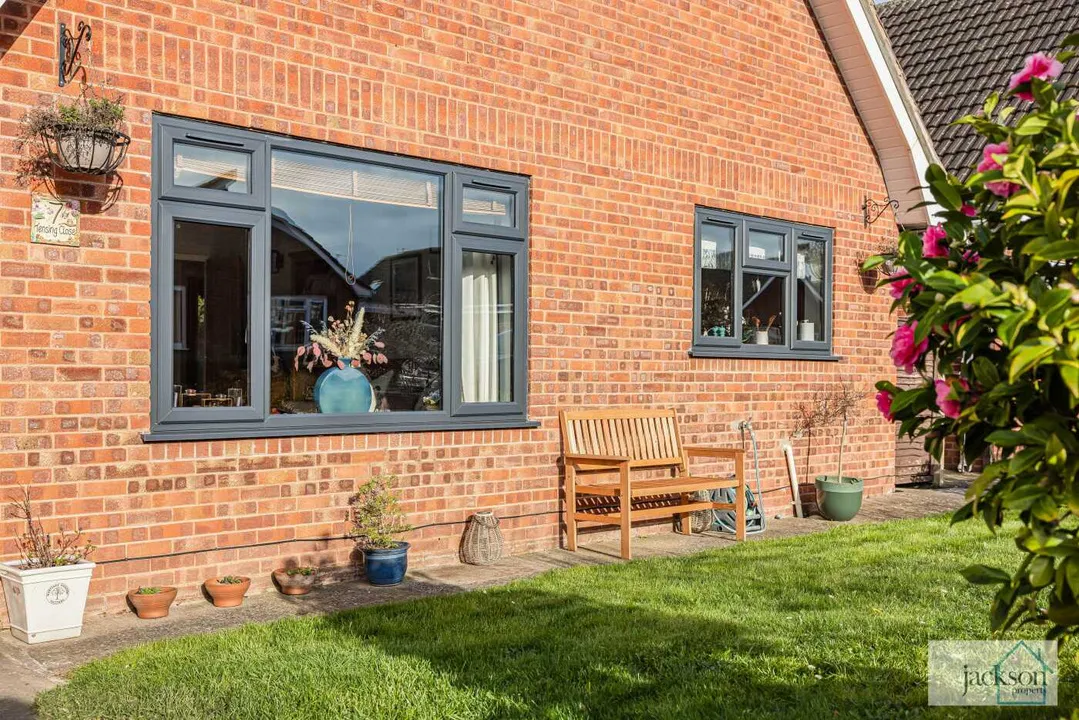 Extended Detached House, Tensing Close, Hereford, photo 21