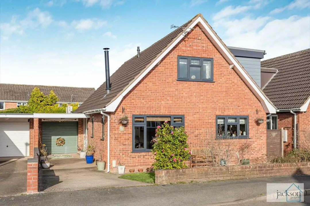 Extended Detached House, Tensing Close, Hereford, photo 22