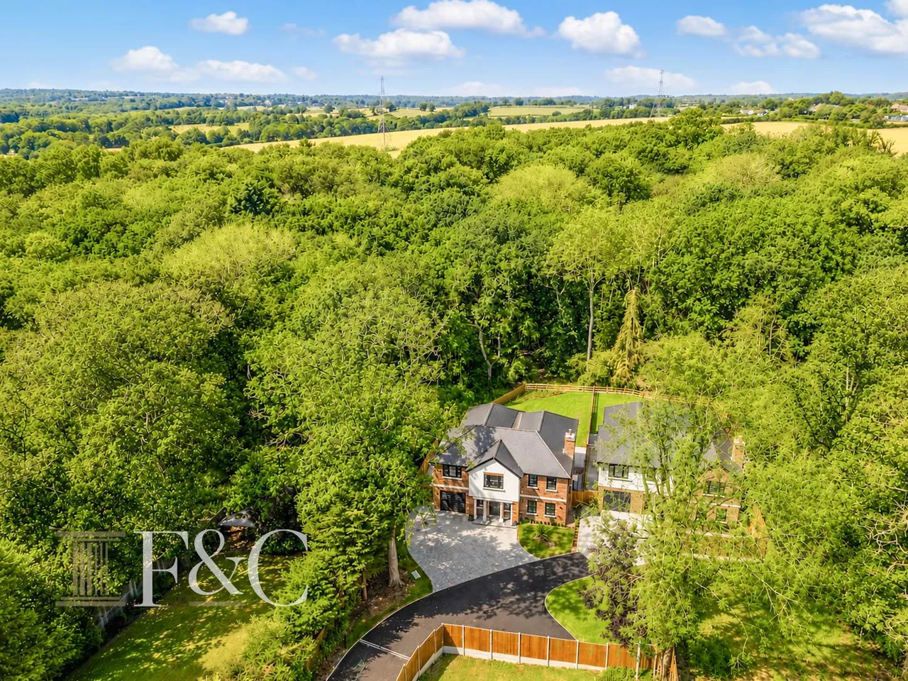 Private Road, Cuffley Hill, photo 38