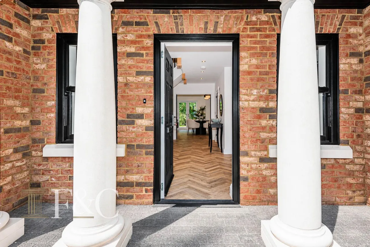 Private Road, Cuffley Hill, photo 32