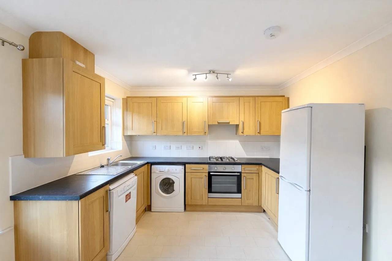 Bailey Court, Northallerton, DL7, photo 3