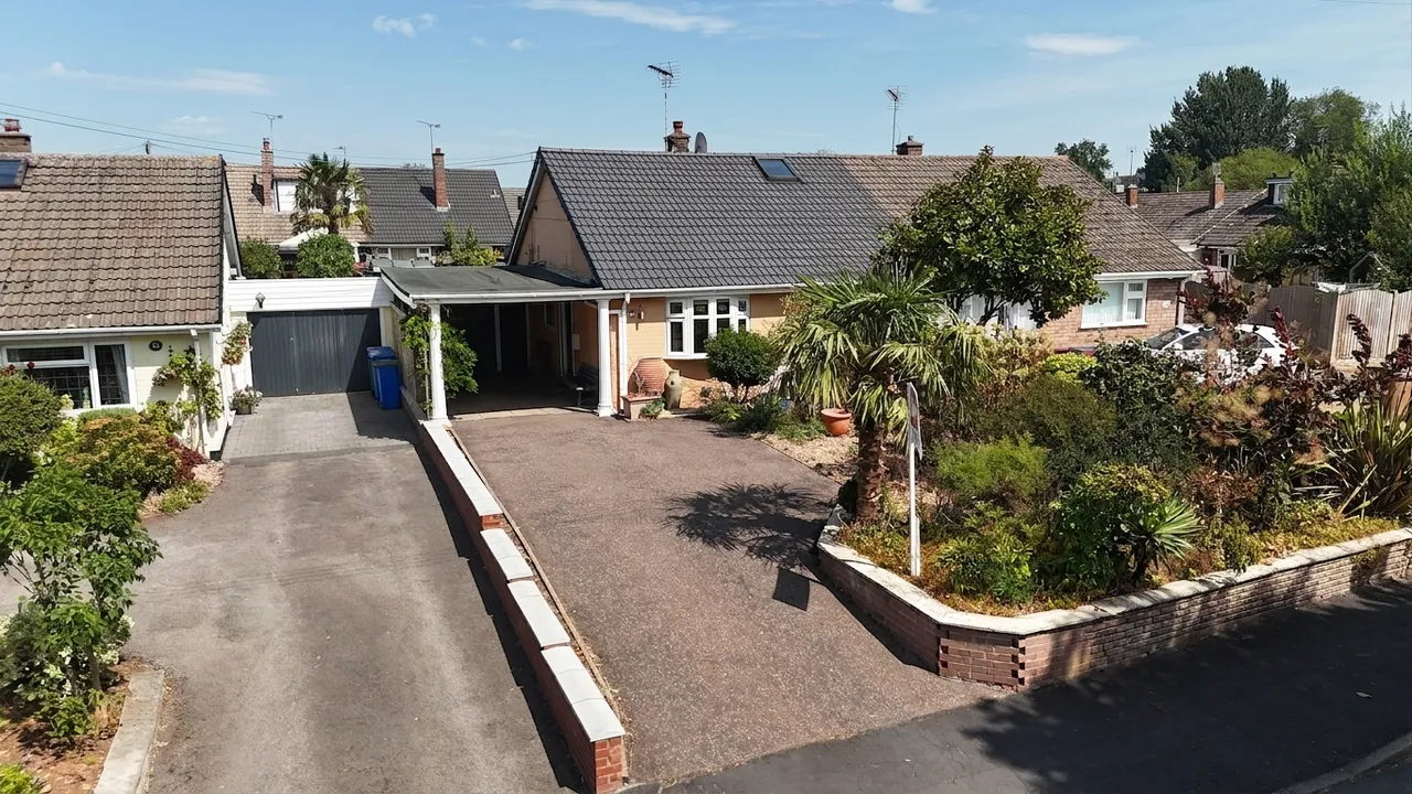 2 bed house for sale, Back Lane, Hixon, ST18