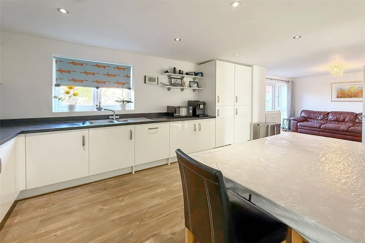 Littlehampton, BN17, photo 18